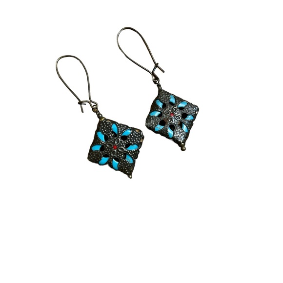 ✨3/$15 Bronze Turquoise Fashion Earrings - Picture 2 of 2
